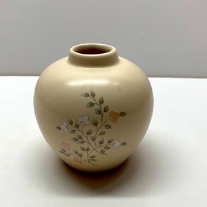 Pfaltzgraff floral ginger jar bud vase